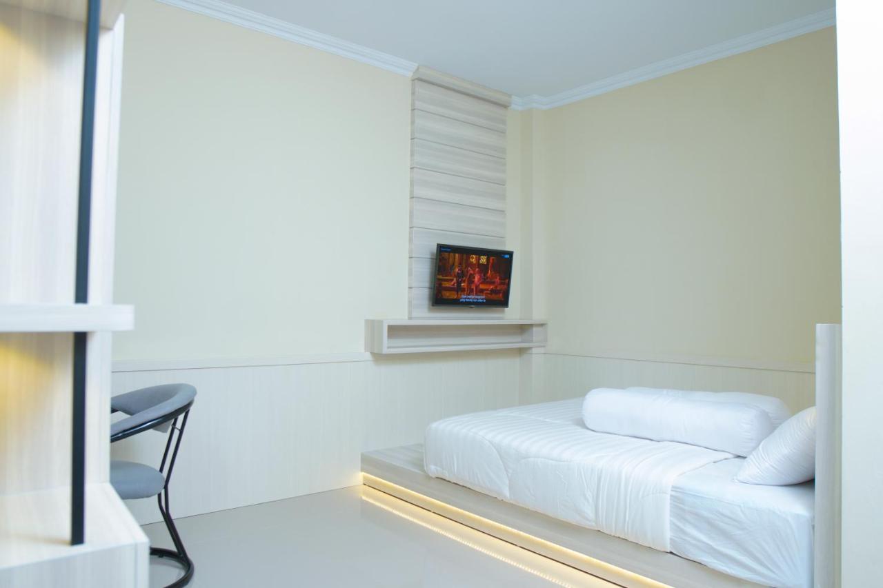 Hostel Kost Eksklusif Teduh Yogyakarta Exterior foto