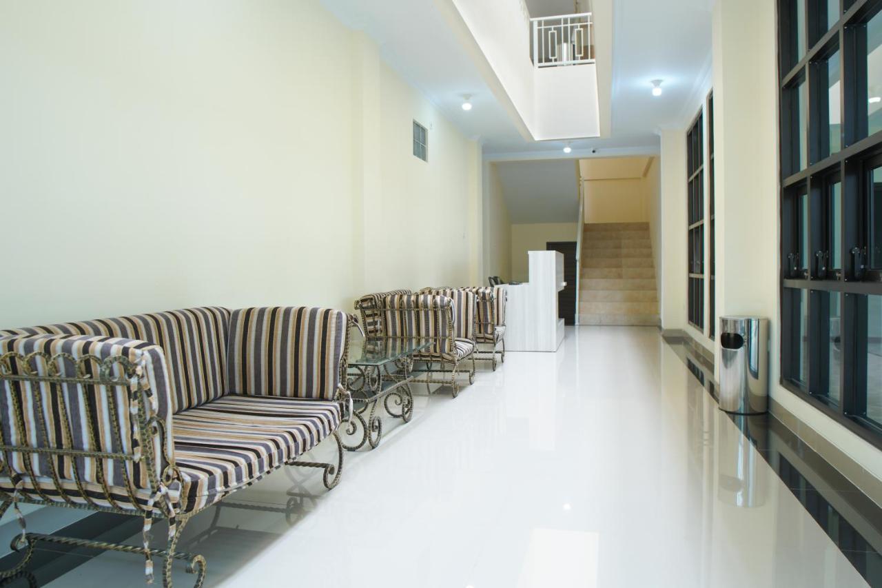 Hostel Kost Eksklusif Teduh Yogyakarta Exterior foto